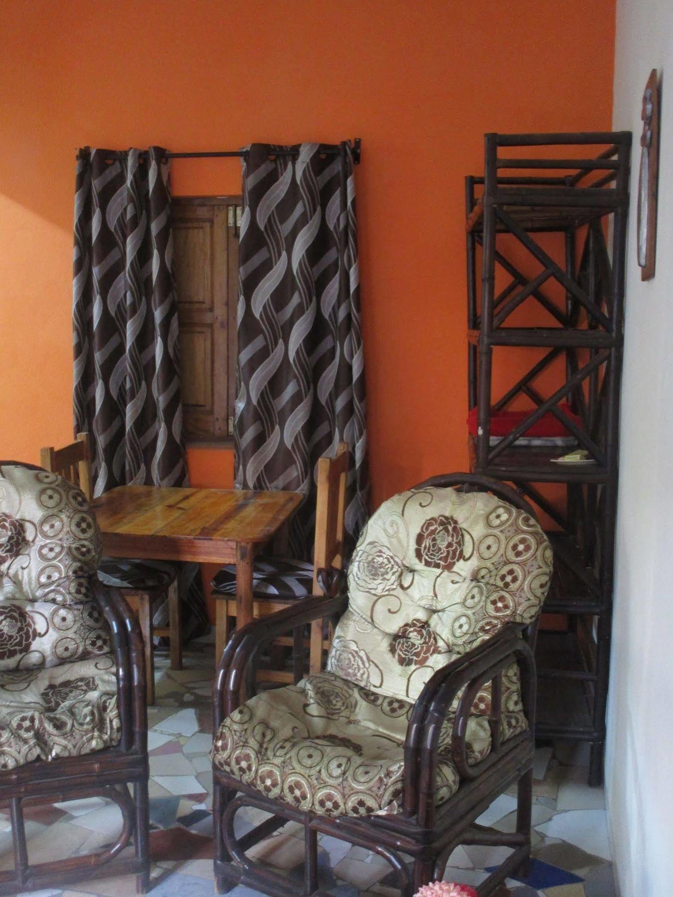 Meva Guesthouse Antananarivo Ngoại thất bức ảnh