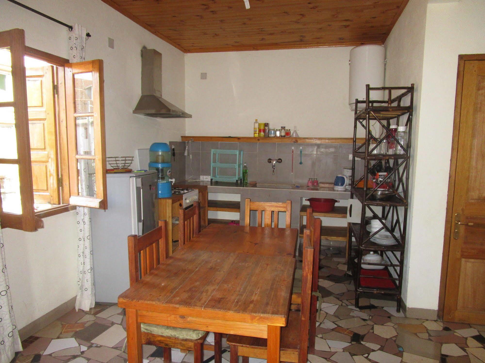 Meva Guesthouse Antananarivo Ngoại thất bức ảnh
