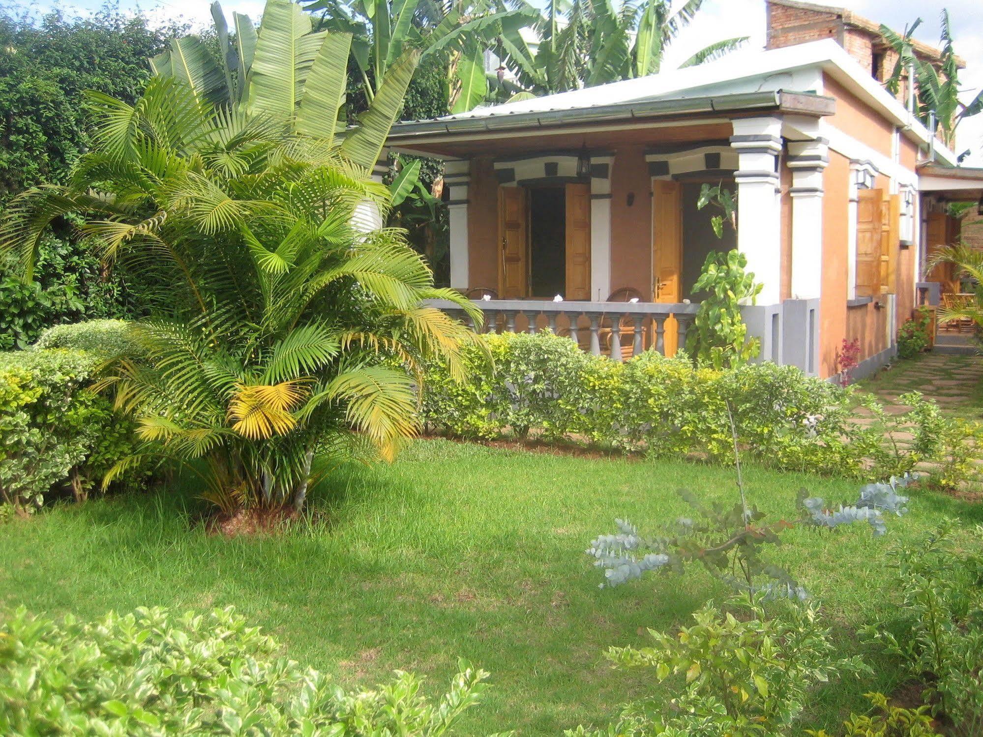 Meva Guesthouse Antananarivo Ngoại thất bức ảnh