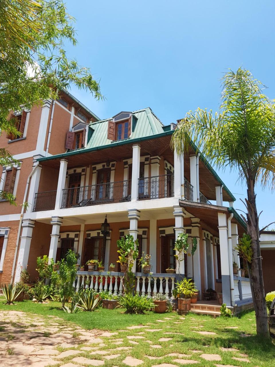 Meva Guesthouse Antananarivo Ngoại thất bức ảnh