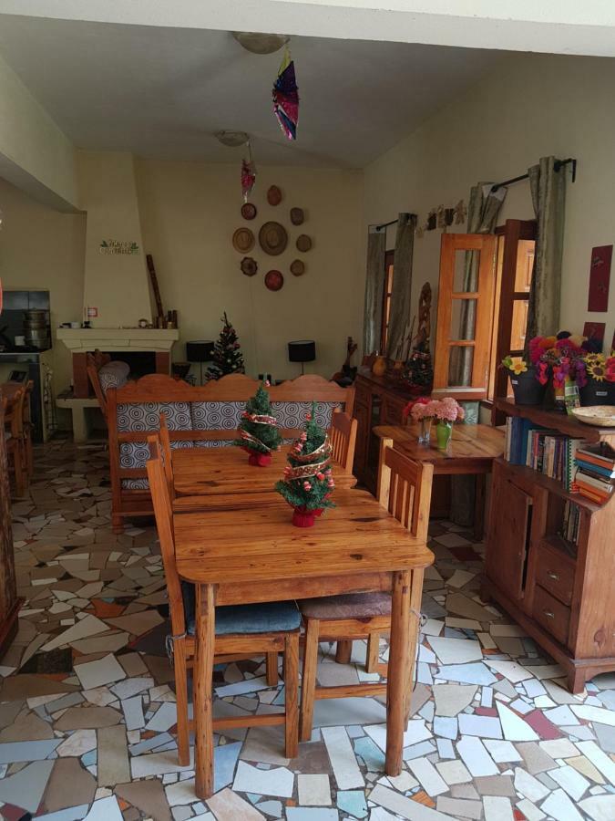 Meva Guesthouse Antananarivo Ngoại thất bức ảnh